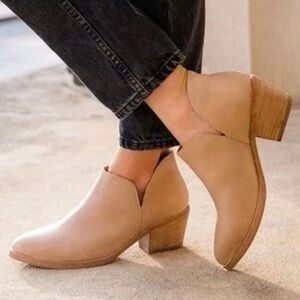 Nisolo Mia Every Day Ankle Boot Tan Leather  Bootie Women’s Size 7.5  NWOB